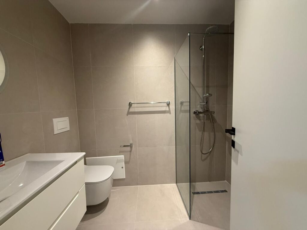 Apartament 1+1 I Ristauruar nga E para Perball Petro Nini