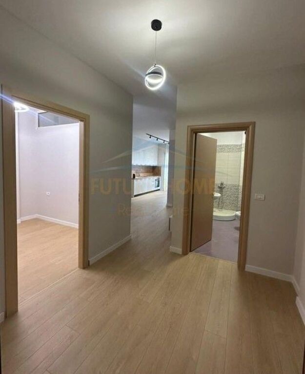 Shitet, Apartament 2+1, Fresk, Tirane​