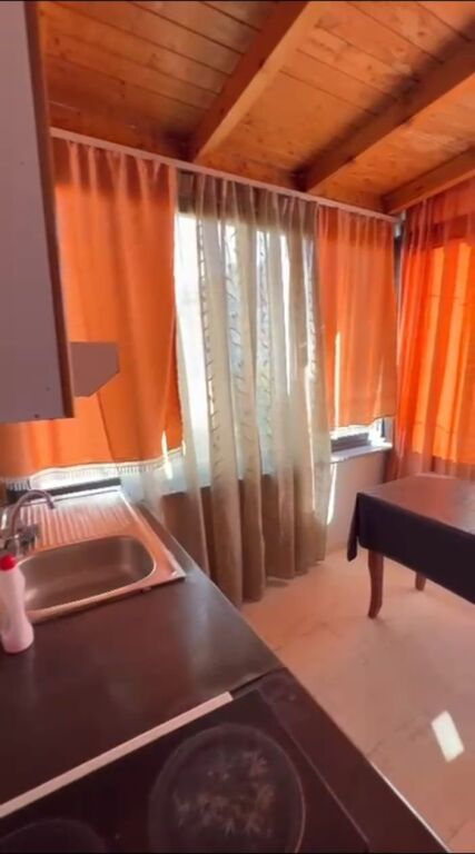 MONOLOCALE 20000 LEKE.VIA DURRES