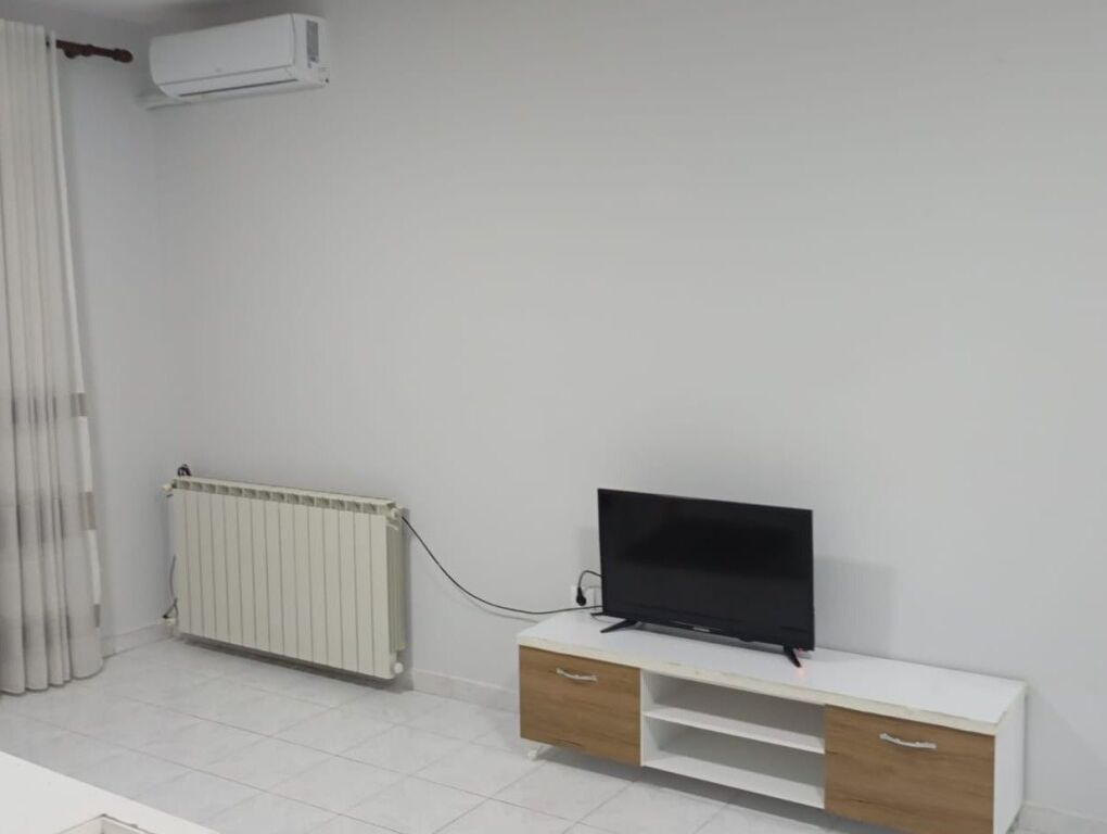 🏡 Apartament 2+1+2 me Qera tek Rrethi i Komunës së Parisit