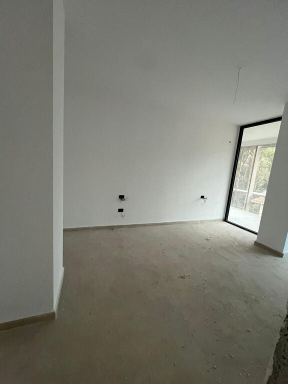 Apartment 2+1 for sale in the Center/ Near Selvia