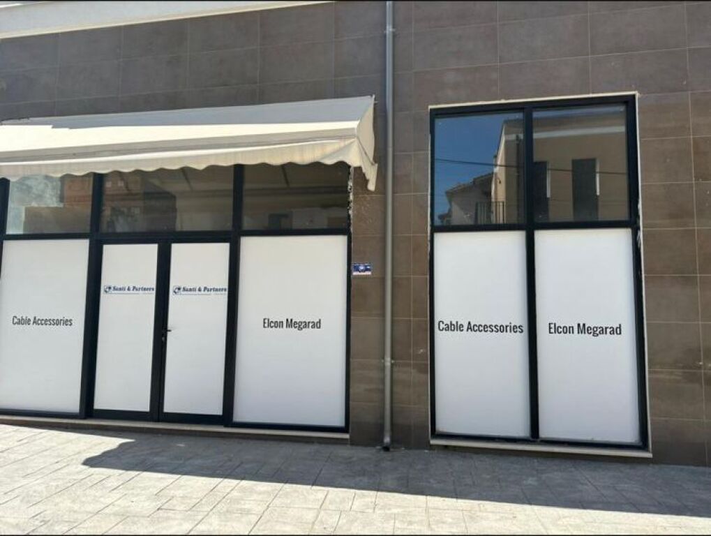 AMBIENT BIZNESI PËR SHITJE NË KOMUNËN E PARISIT