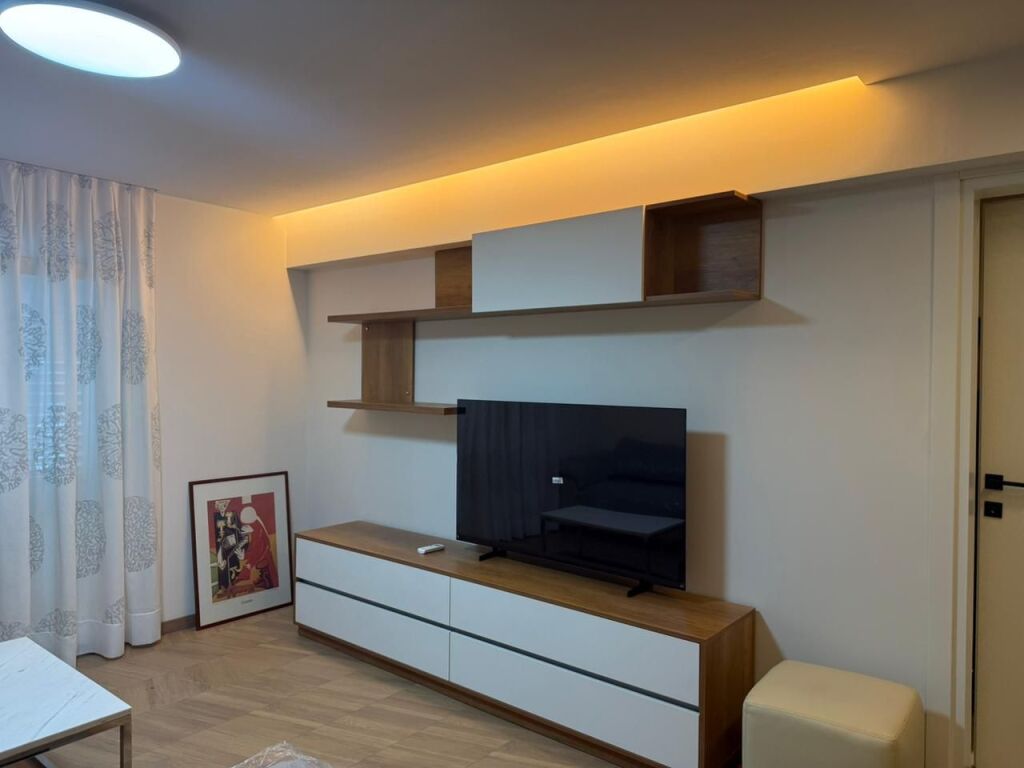 Apartament 1+1 I Ristauruar nga E para Perball Petro Nini