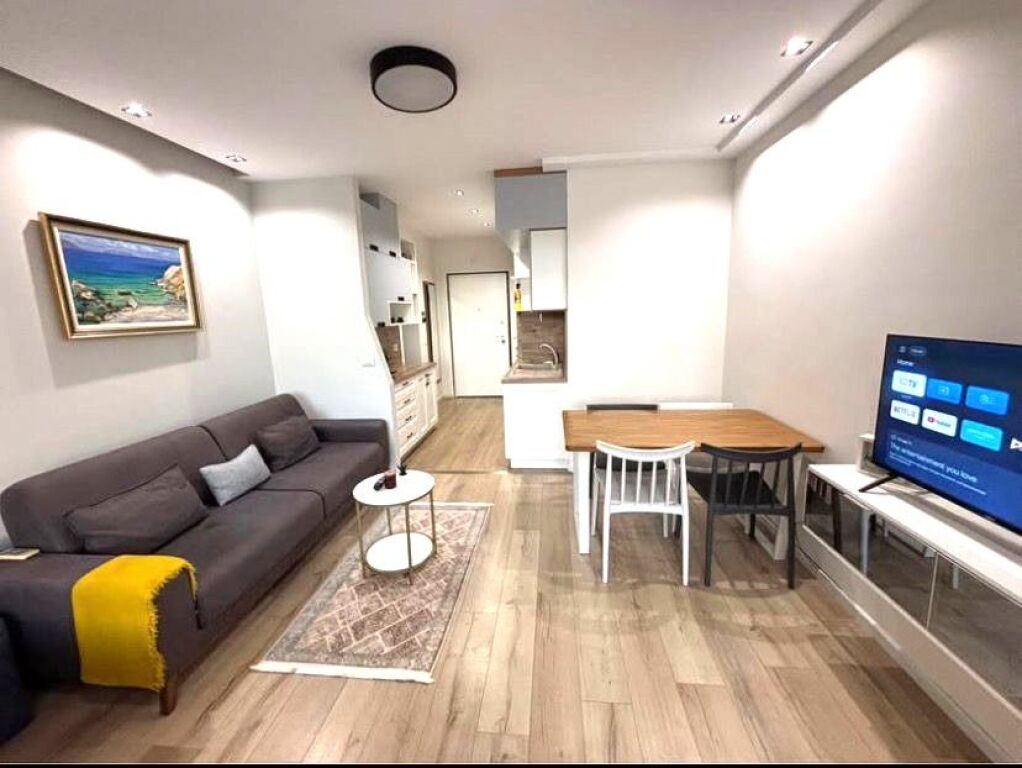 Jepet me qera apartament super i mobiluar tek Vilat Gjermane