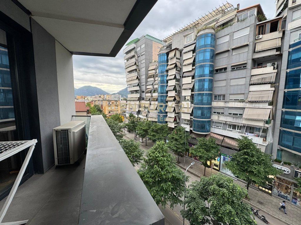 Modern 2+1+2 apartment for rent, Rruga e Dibres