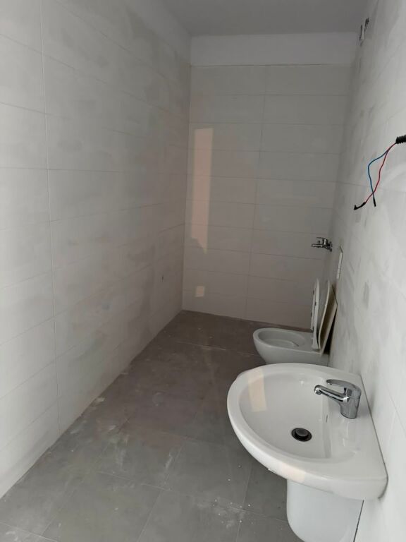 Apartament 2+1 + Parkim me qira në Univers City