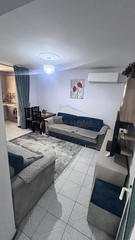 For rent near Partizani School, in Selvia, a comfortable and furnished apartment, located in a very accessible area and close to all necessary facilities.