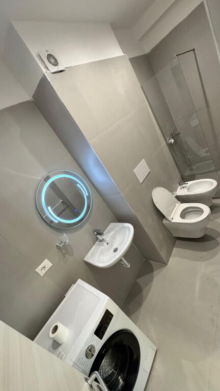 Apartament 2+1 per qera River Residence !