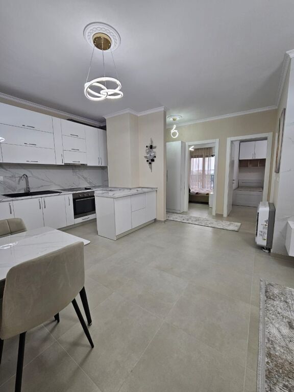 Apartament 2+1+ 2 per qera Astir Vila L 2 !