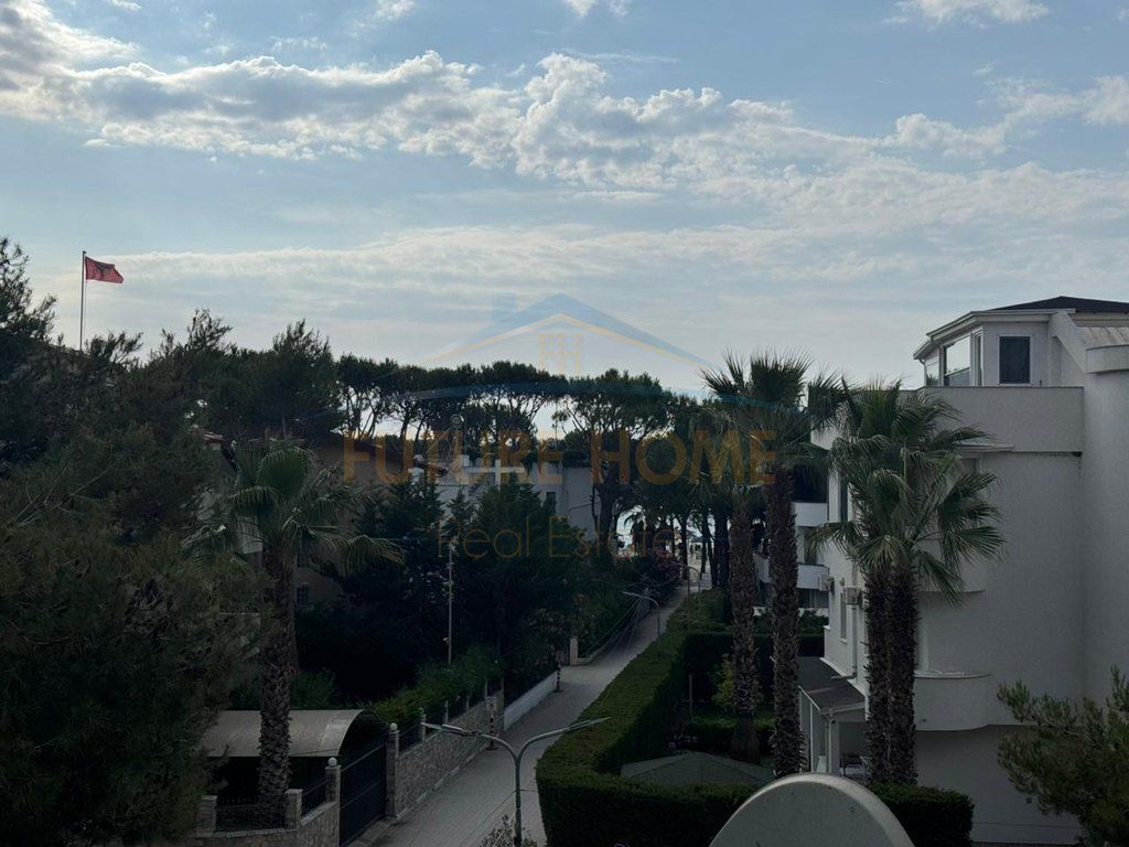 For sale, apartment 2+1+3 balconies, Qerret, Kavaje