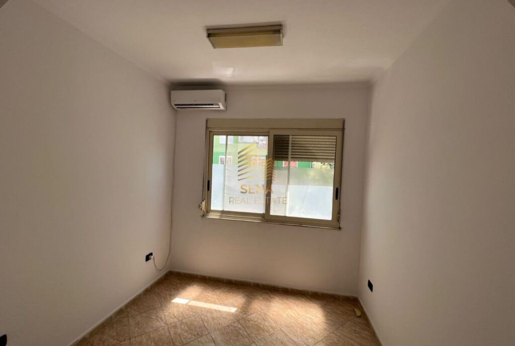 Qira, Ambient biznesi 1+1, Bllok, 60.000 Leke/muaj
