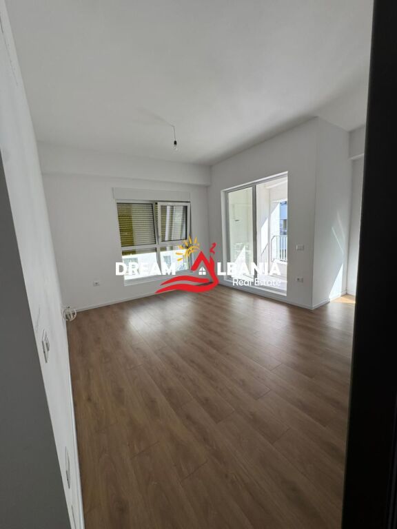 Jepet me qira apartament/zyre 1+1 ne Ali Dem, Tirane ( ID 42111599)
