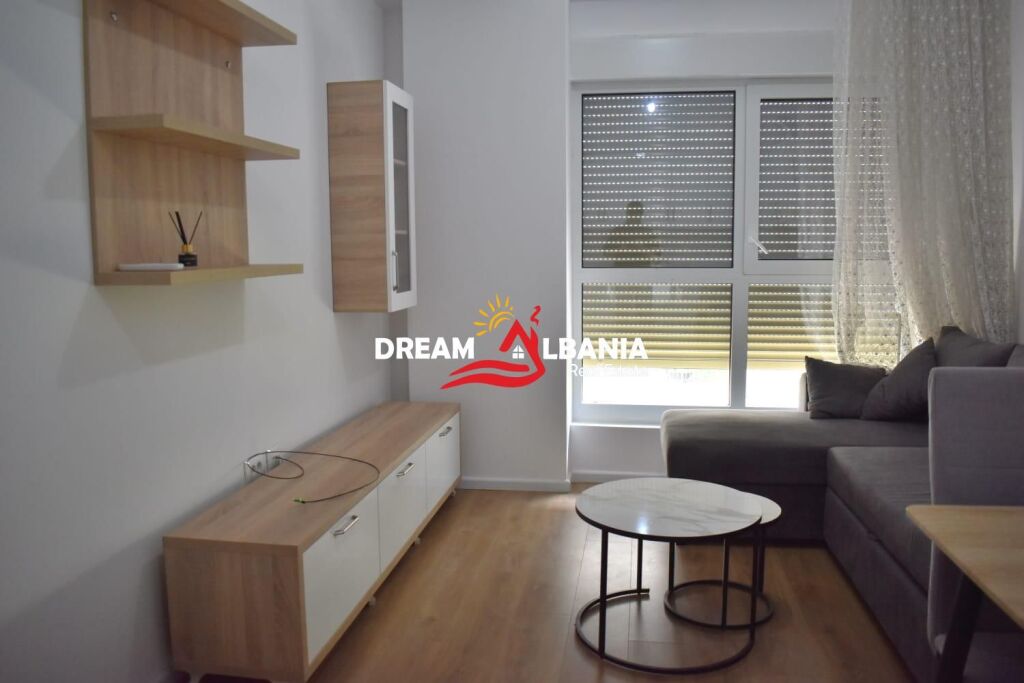 Affittasi appartamento 1+1 in Ali Dem, vicino al Complesso Kaimi, Tirana (42111598)
