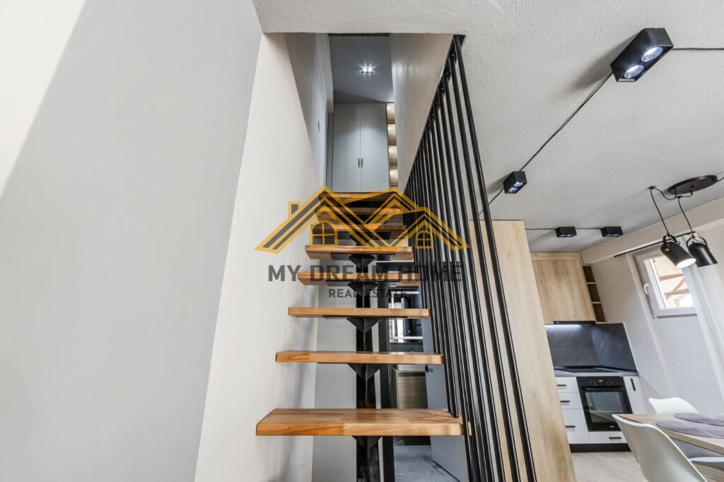 Duplex for sale at Shkembi i Kavajes with sea view second line !
