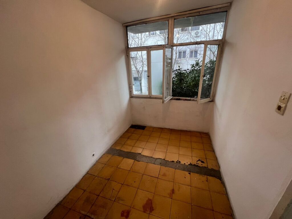 Apartment 1+1 for sale near Report TV/ Frosina Plaku Street