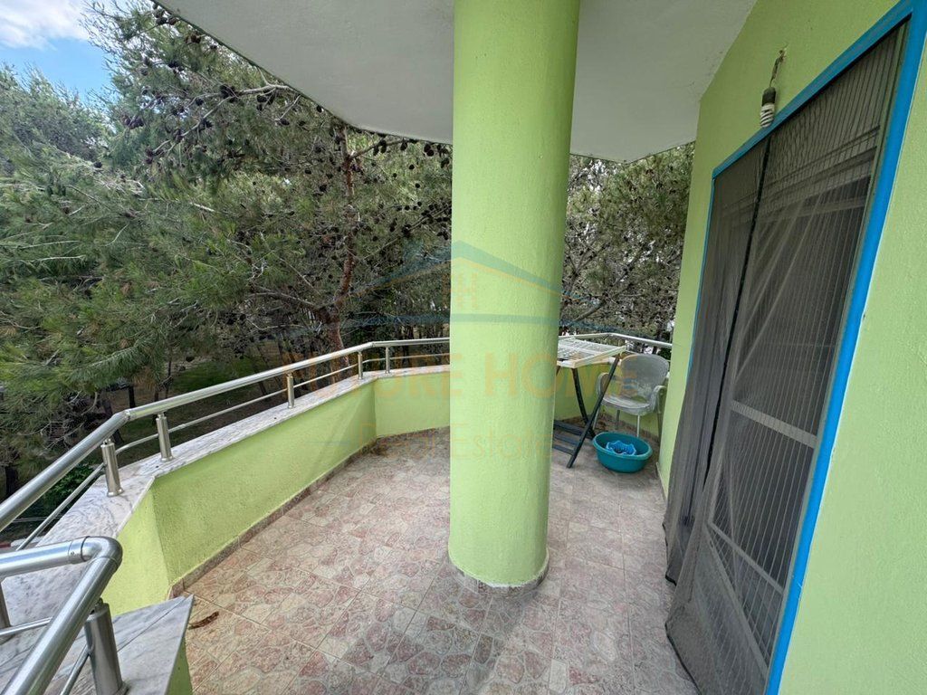 For sale, apartment 2+1+3 balconies, Qerret, Kavaje