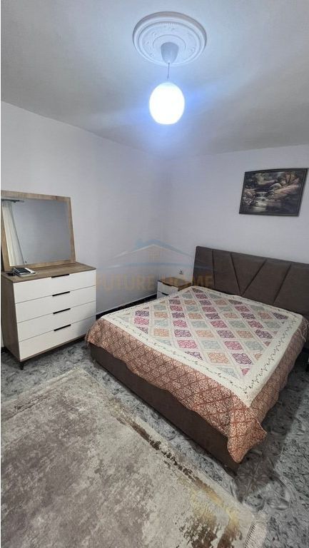 For rent near Partizani School, in Selvia, a comfortable and furnished apartment, located in a very accessible area and close to all necessary facilities.