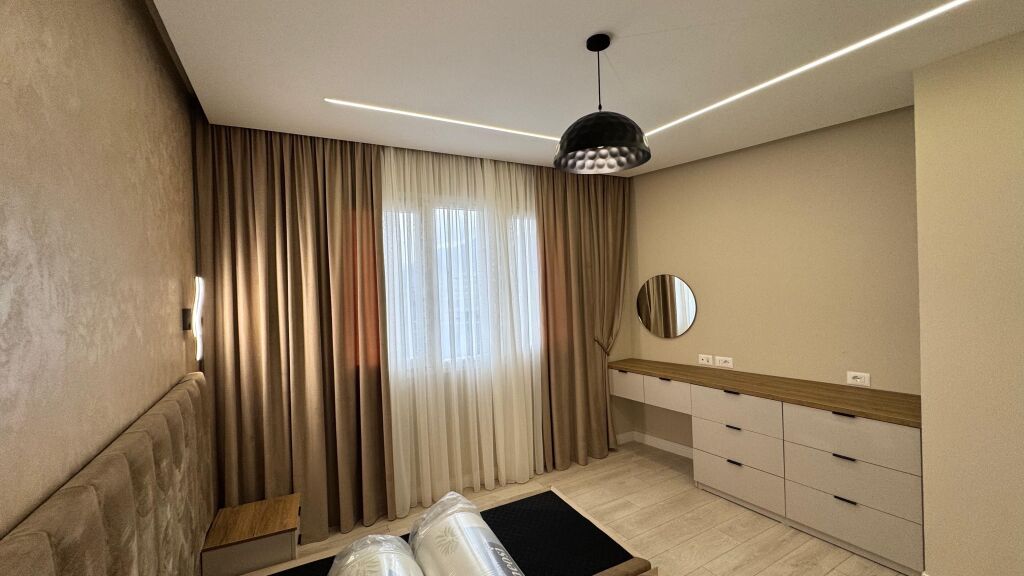 Apartament 2+1 per qera River Residence !