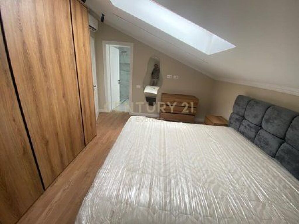 KODRA E PRIFTIT, JAPIM APARTAMENT 3+1+2 ME QIRA