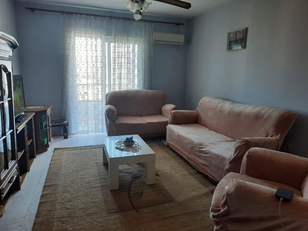 Jepet me qera Apartament 2+1  me qera tek Rr. Dritan Hoxha