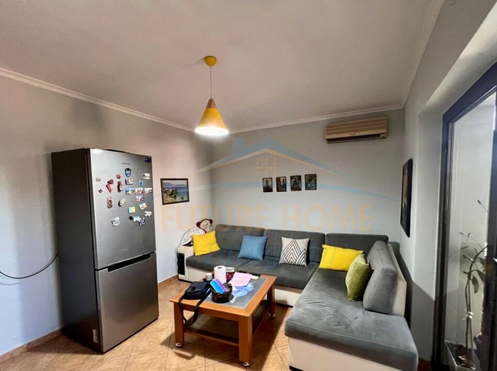 Rent, Apartment 2+1+2, Petro Nini Luarasi Street, Tirana.