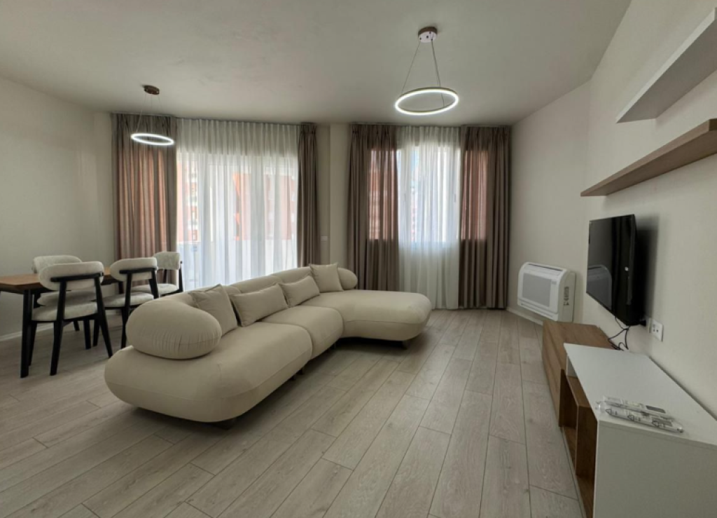 Jepet me Qira Apartament 1+1 – River Residence, Ish Fusha e Aviacionit
