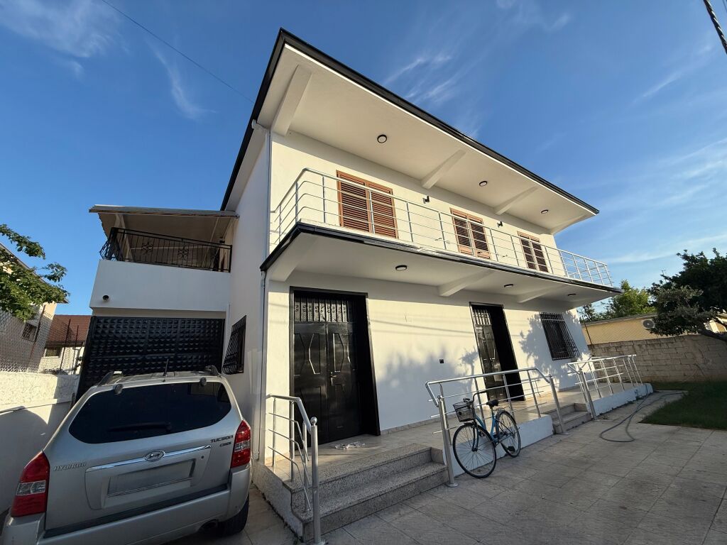 HOUSE FOR SALE TWO FLOORS
