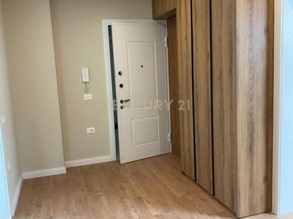 KODRA E PRIFTIT, JAPIM APARTAMENT 3+1+2 ME QIRA