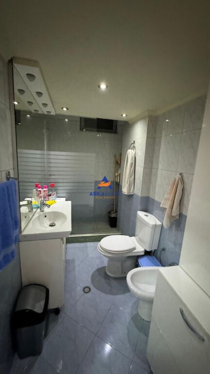JEPET ME QERA APARTAMENT 2+1+BALLKON " ASTIR " 526 EURO
