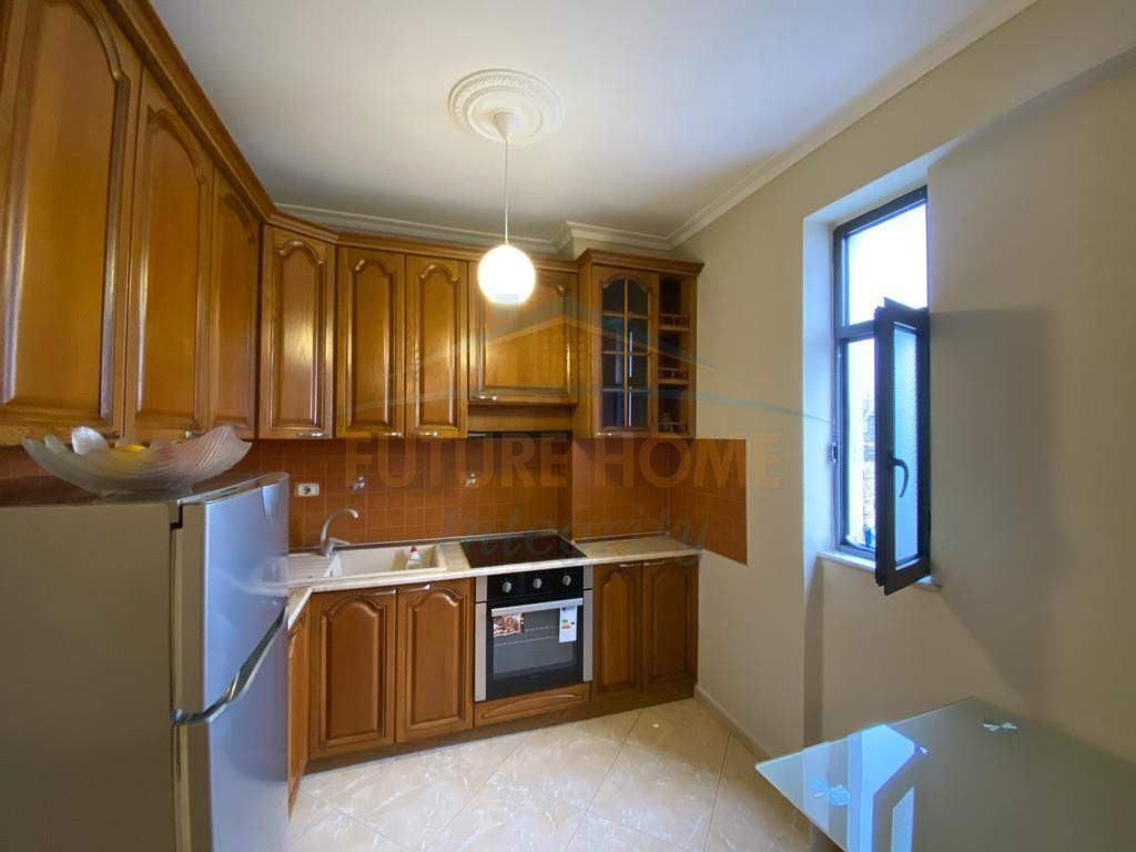 Qera, Apartament 1+1, Xhamlliku, Tiranë.
