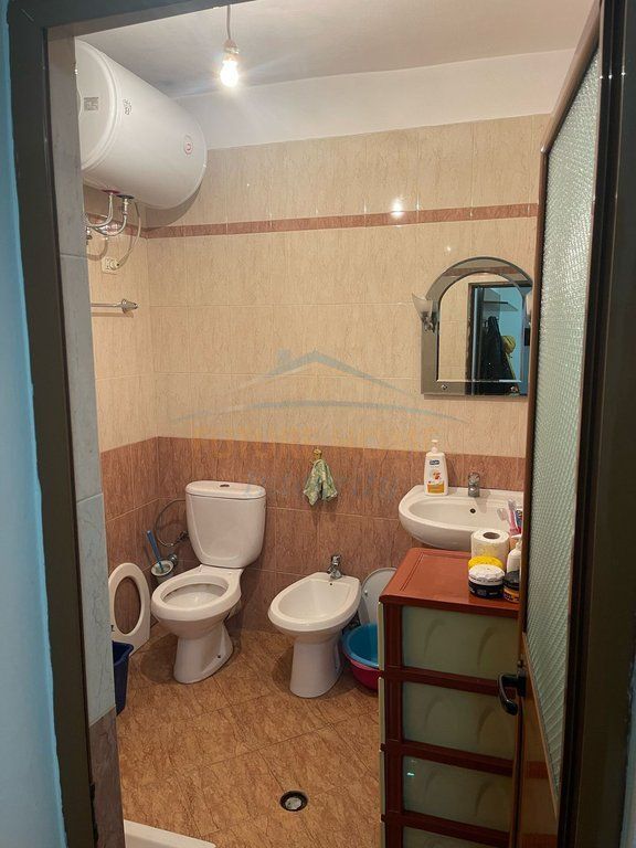 JEPET ME QERA ,APARTAMENT 1+1 NE XHAMLLIK