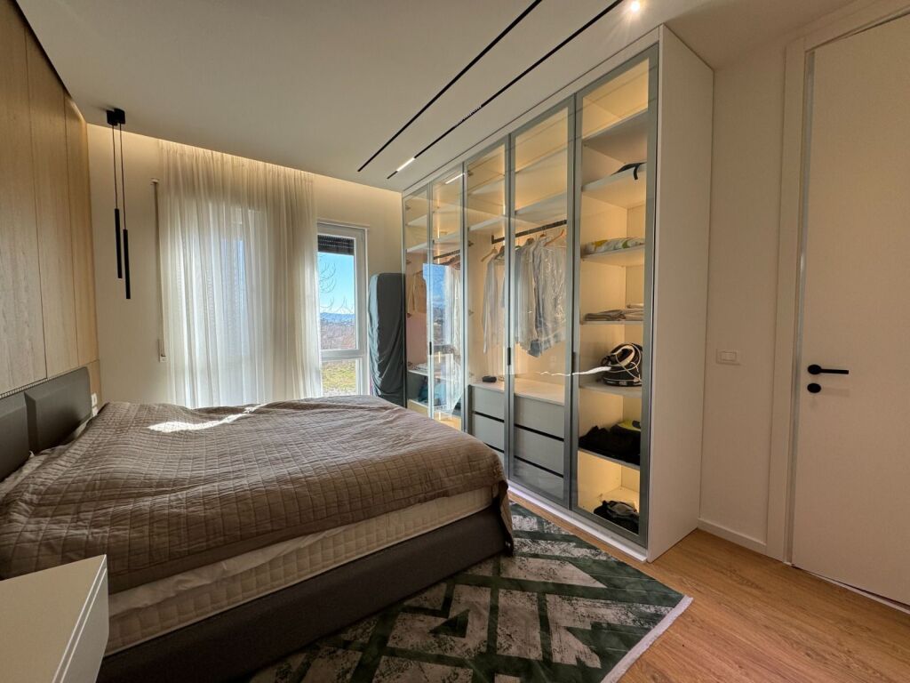Shitet apartament 2+1 Gjiri Lalzit Kompleksi Vala Mar 🌊