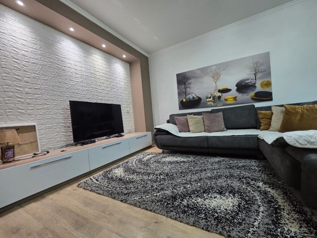 2+1/In affitto📍Riza cerova 📌600€