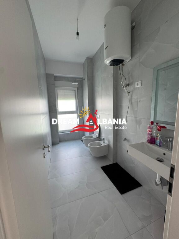 Jepet me qira apartament/zyre 1+1 ne Ali Dem, Tirane ( ID 42111599)
