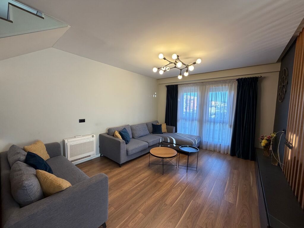 🏡 Duplex apartment 3+1+2 for rent in the 5 Majit area   📍 5 Majit area 💰 70,000 lek