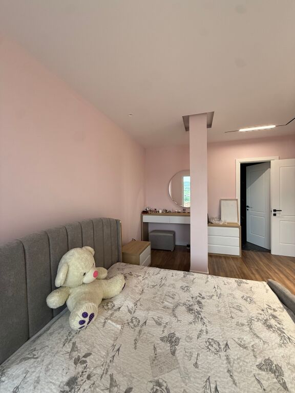 Apartament 3+1+2 ne Sauk me post parkim