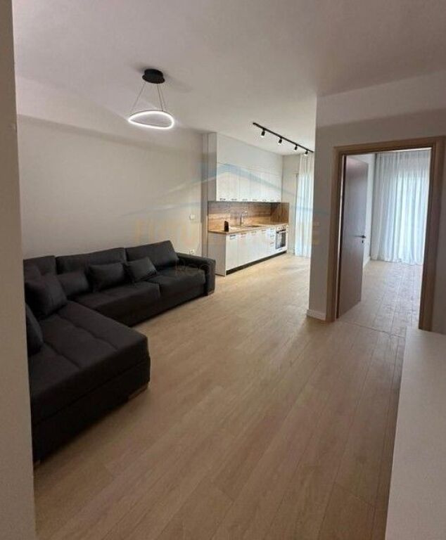 Shitet, Apartament 2+1, Fresk, Tirane​