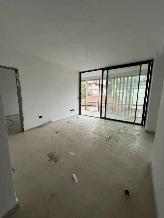 Apartment 2+1 for sale in the Center/ Near Selvia