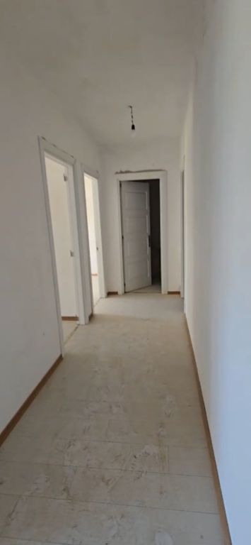 Apartament 2+1 per shitje 5 Maji !