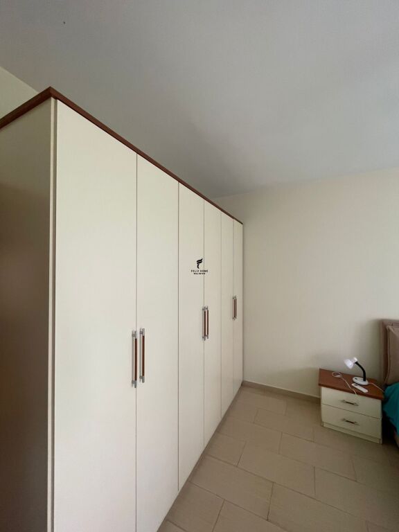 APARTAMENT ME QERA 2+1 PAZARI I RI 60.000 LEKE FH-77676