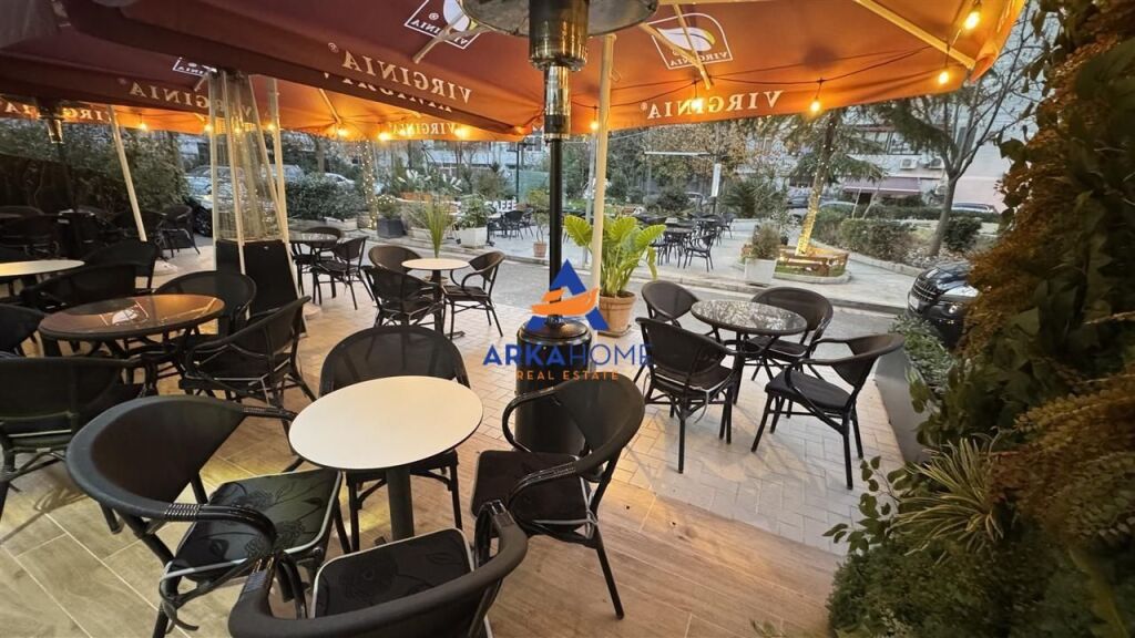 FOR RENT BAR-PIZZERIA OPEN SPACE 91M2 " DON BOSKO " 1200 EURO
