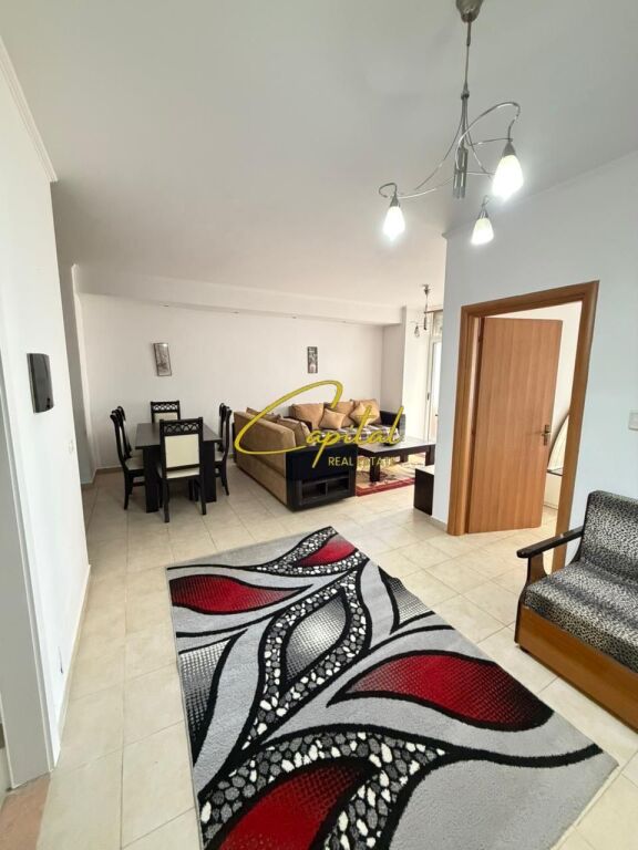 APARTAMENT ME QIRA 2+1 KOMPLEKSI FRATARI 45.000 LEKE