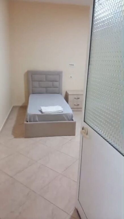 Qera | Apartament 1 + 1 | Laprakë | 400 €/muaj