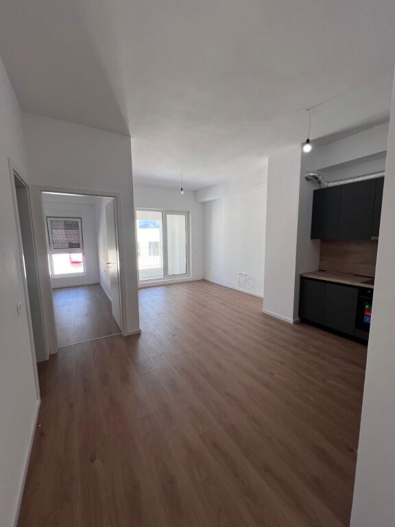 Rent | Apartament 2 + 1 | Terminali | 450 €/month