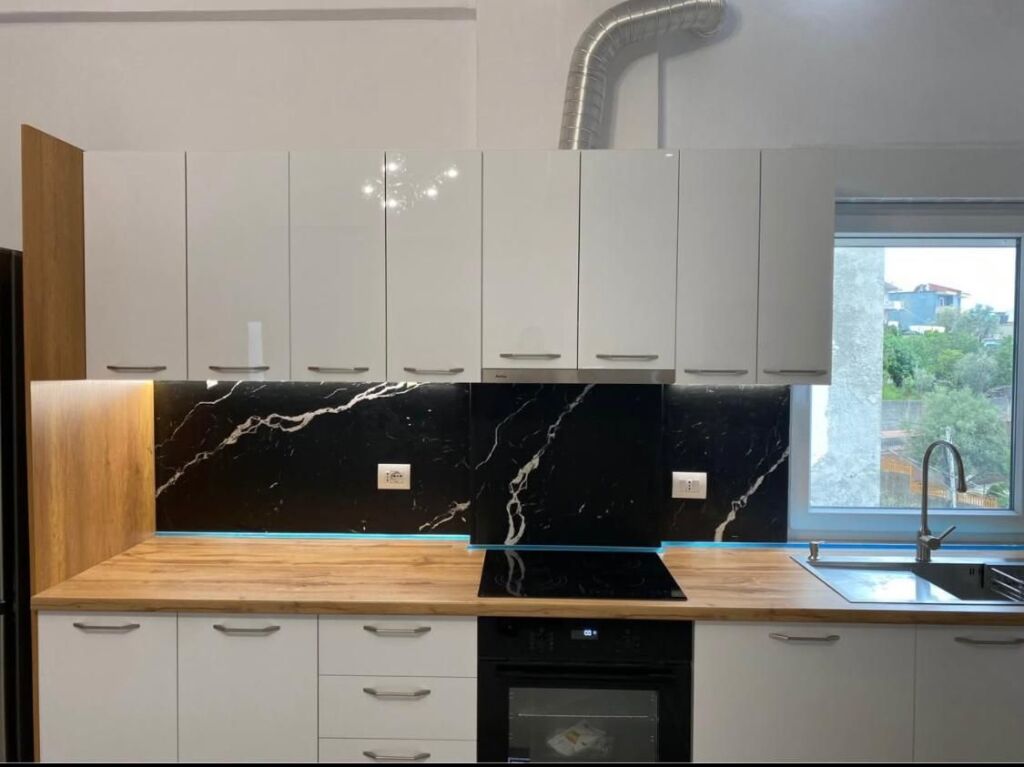 Qera | Apartament 2 + 1 | Farkë | 500 €/muaj