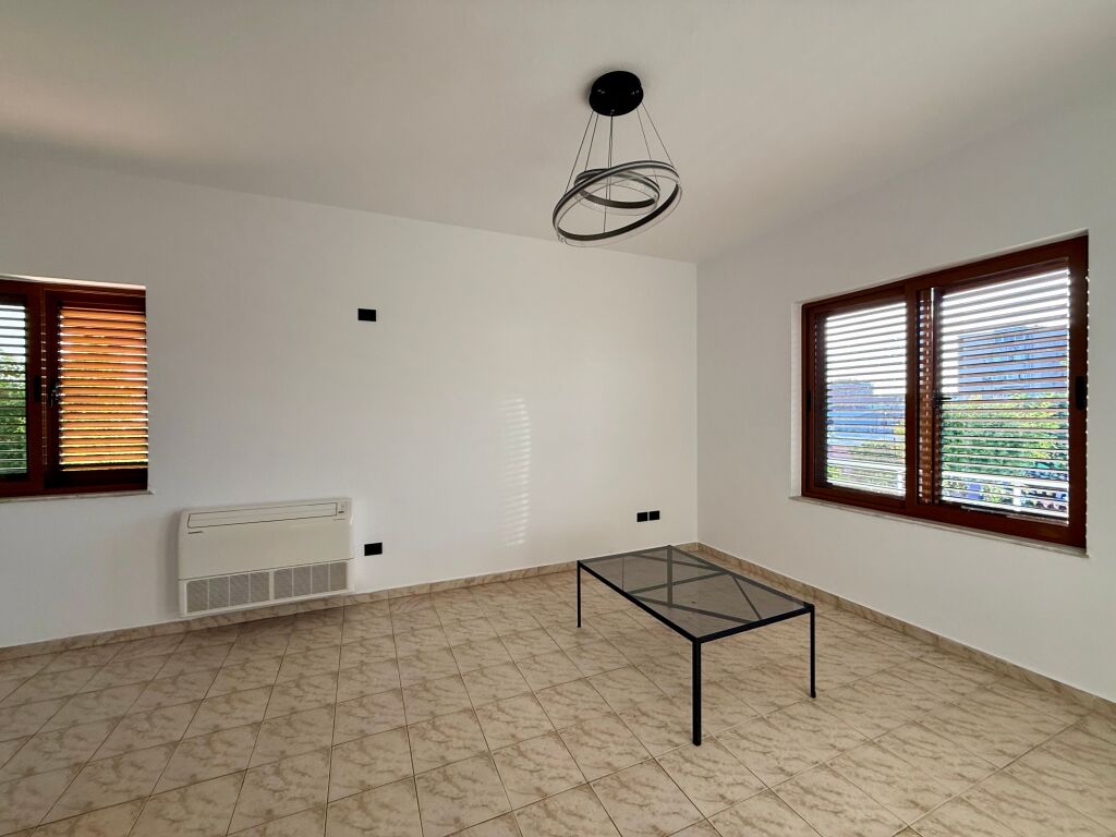 HOUSE FOR SALE TWO FLOORS