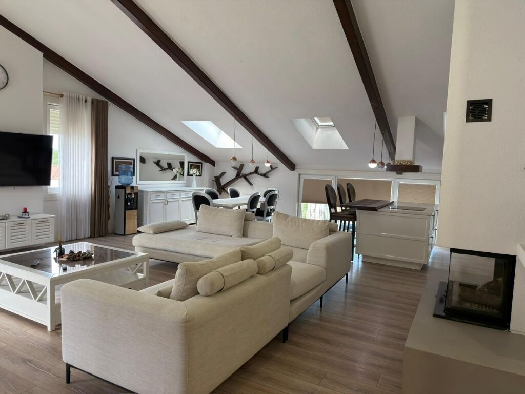 QIRA: Apartament 3+1 - Secret Garden Residence