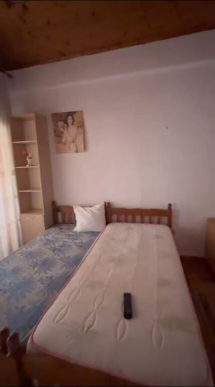 MONOLOCALE 20000 LEKE.VIA DURRES