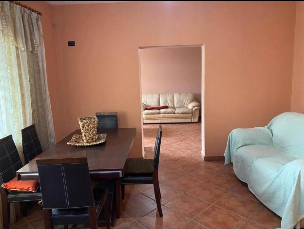 Affitto | Apartament 3 + 1 | Ali Demi | 550 €/mese