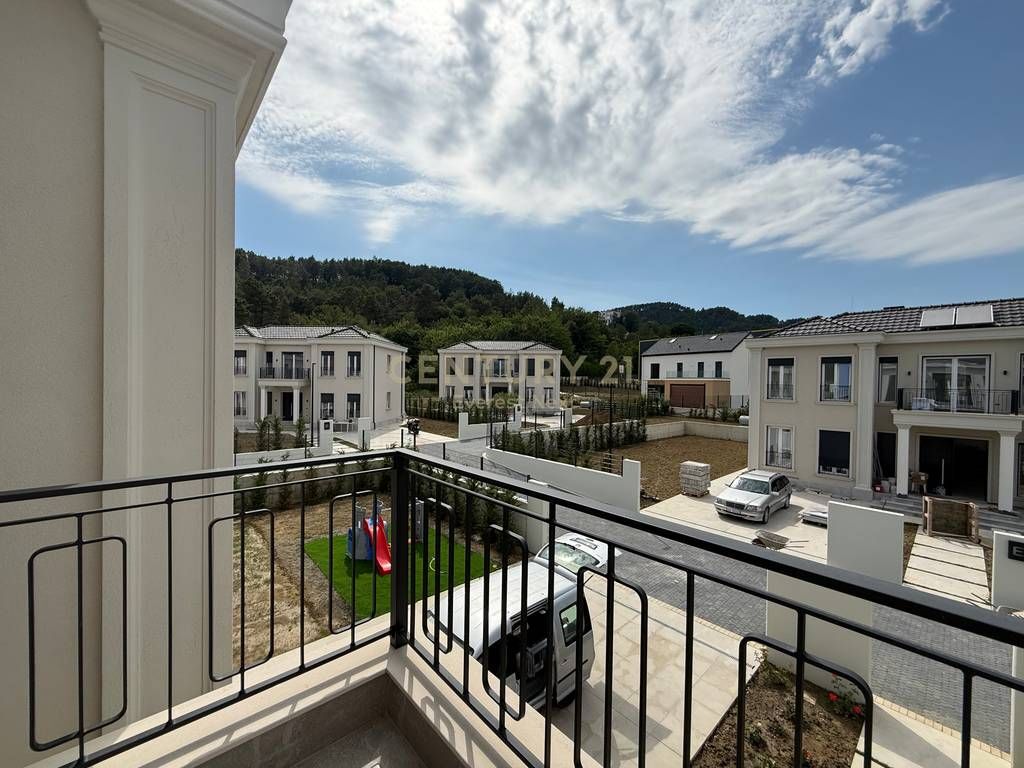 Individual Villa for Sale near Prushi Lake !